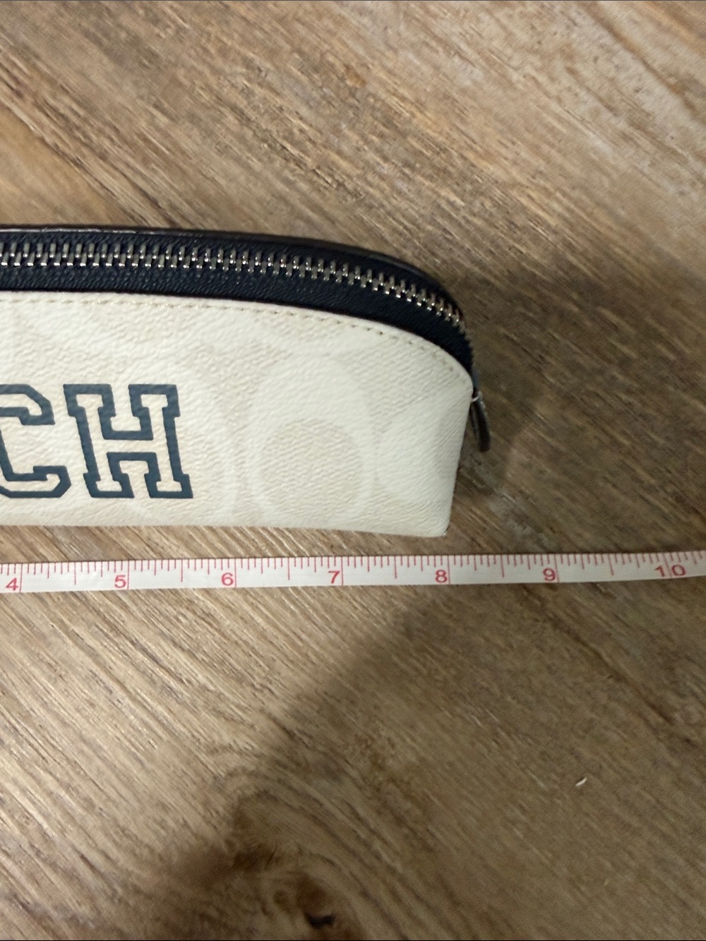 Coach Cream Logo Zip Case with Black Trim - Picture 3 of 4